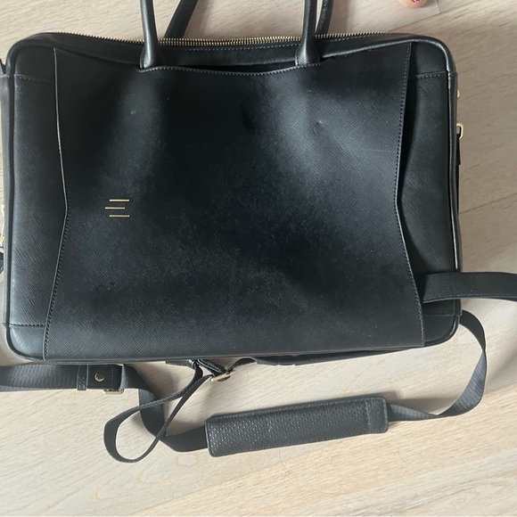 Brand new never used La mansio bag. With straps. No add ons - Picture 5 of 6